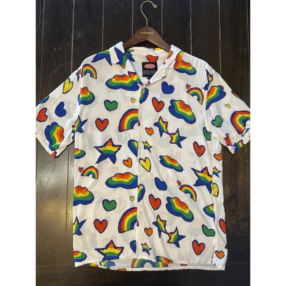 Petals and Peacocks Mens L Rainbow Hearts Stars Shirt Pride Festival Rayon